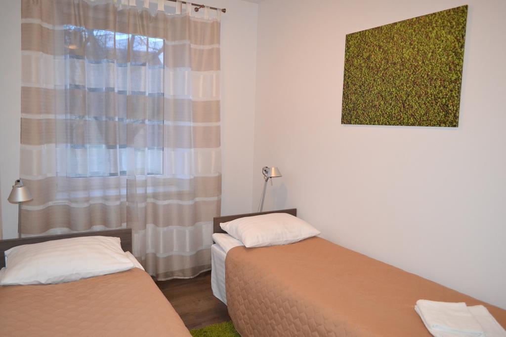 Ng Apartments Plunge Room photo